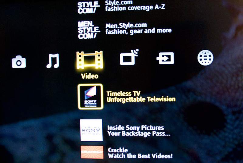 Illustration for article titled Review: Sony's Complete Bravia Link Home Theater System